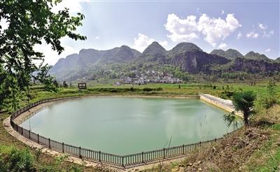 盘州市淤泥乡小山塘大风景